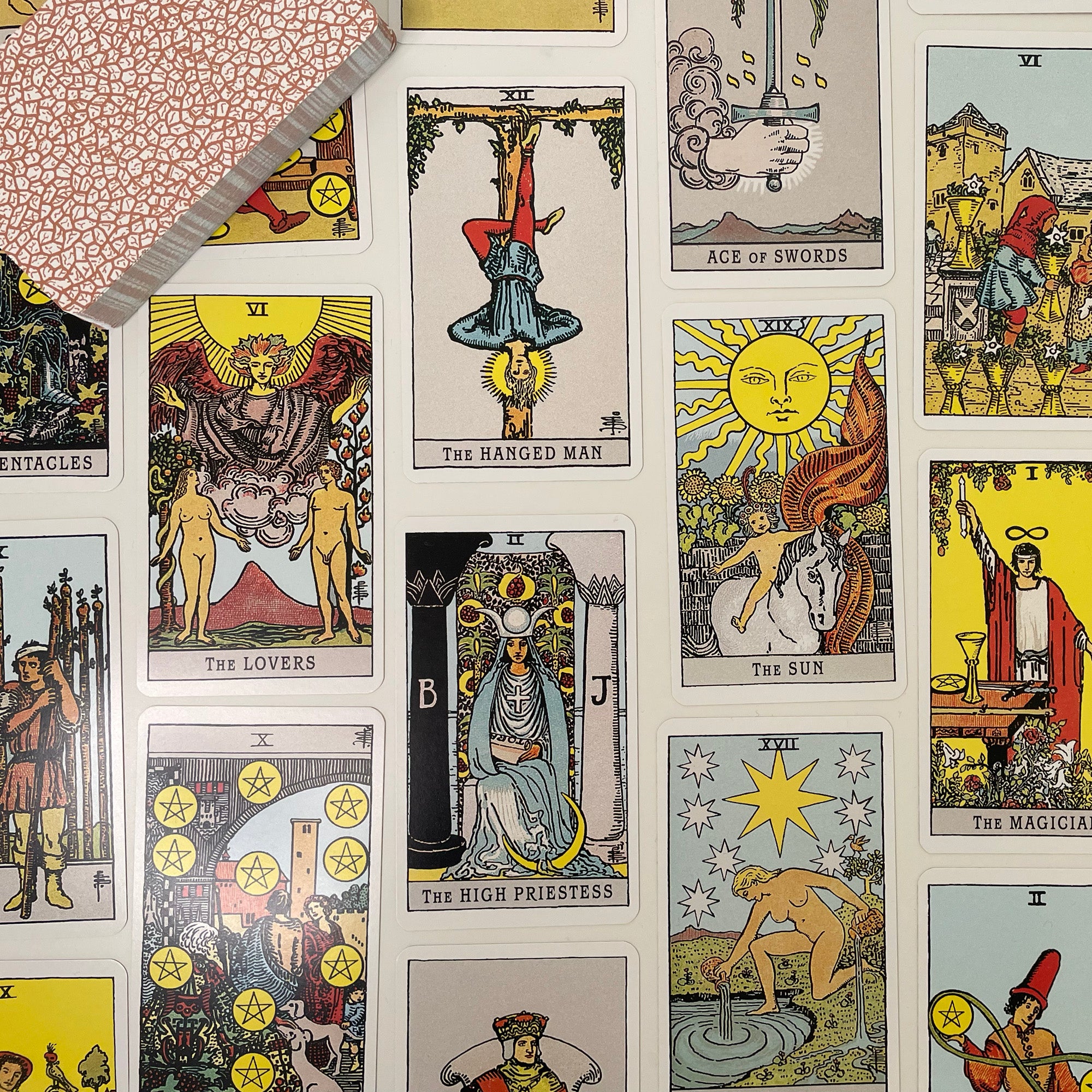 Spanish Tarot of A.E. Waite Premium Edition