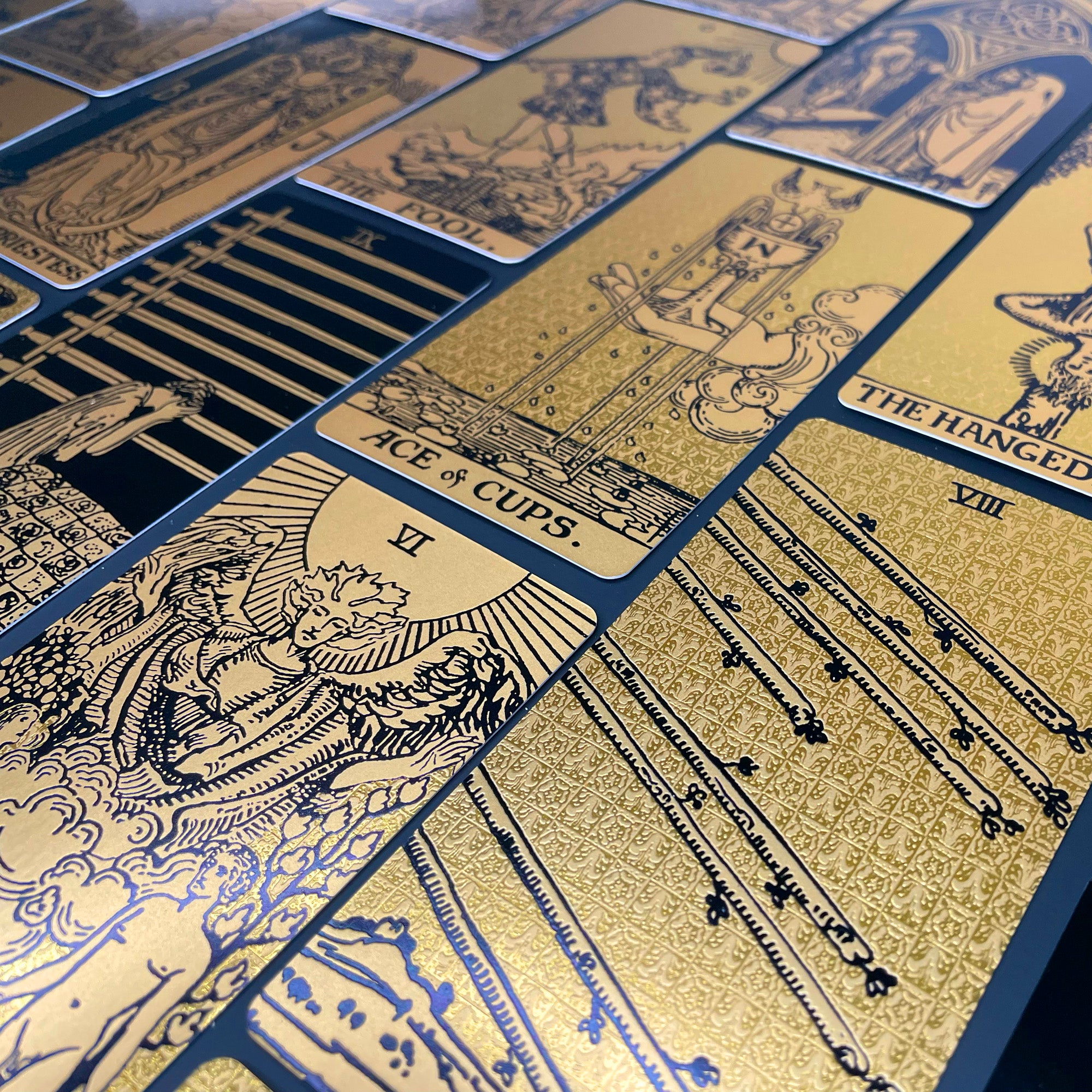 Tarot Black & Gold edition