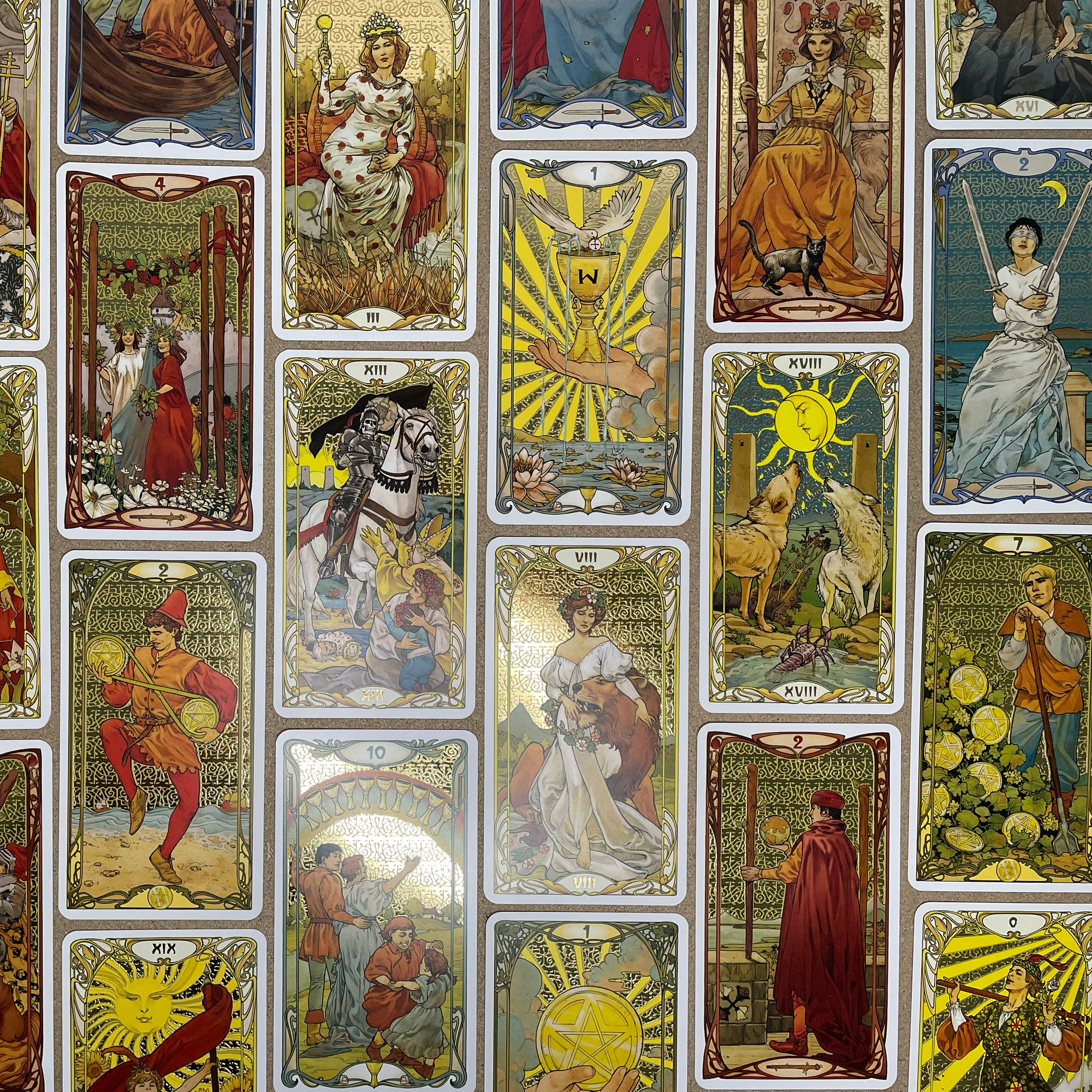 Golden Art Nouveau Tarot