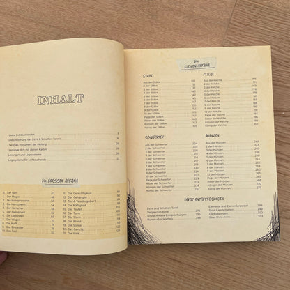 Licht und Schatten Tarot Das Buch - Chris-Anne