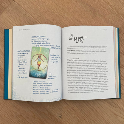 Licht und Schatten Tarot Das Buch - Chris-Anne