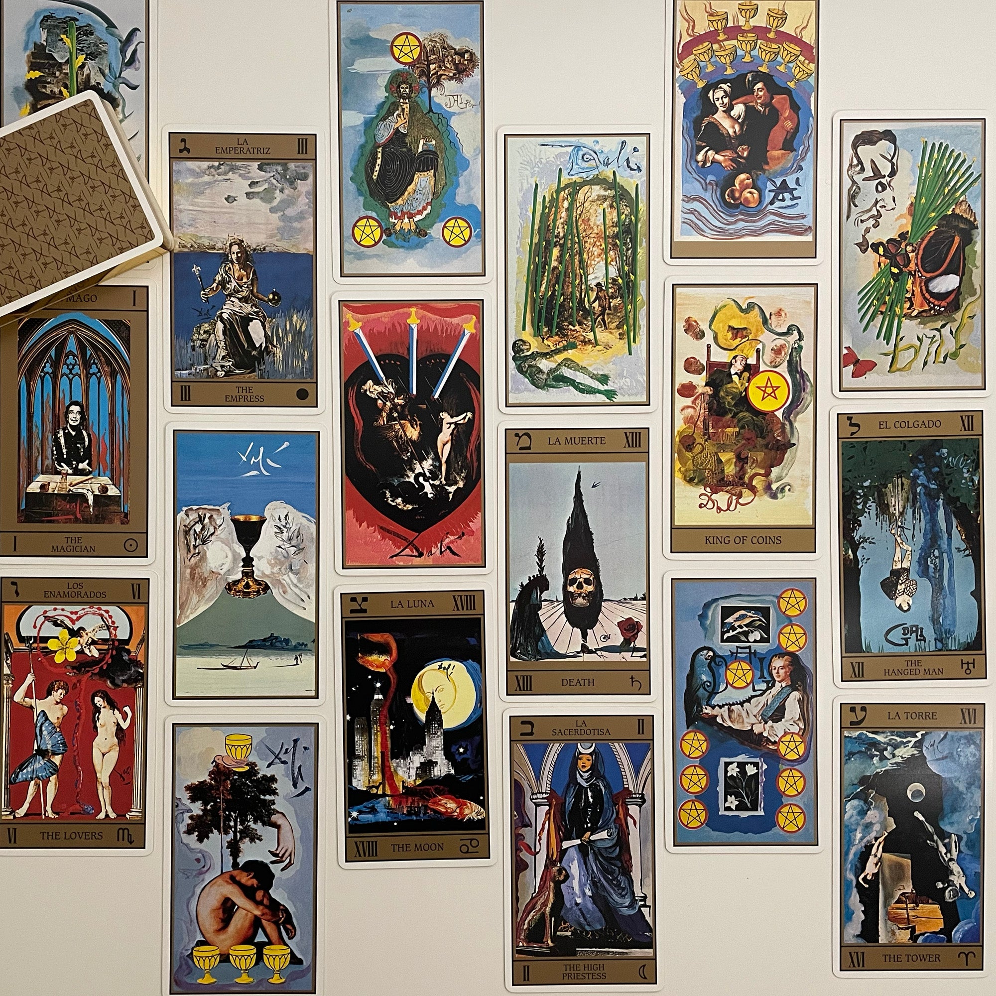 Salvador Dalí Tarot Universal